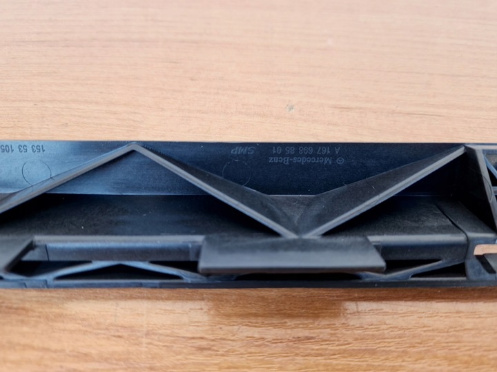 фото №4, Mercedes gls w167 направляющая порога левый зад ползун