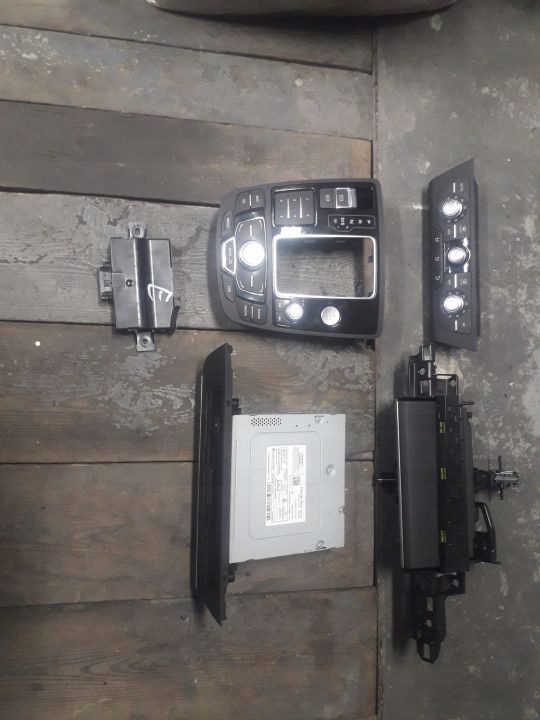 фото №4, Audi a6 c7 панель керування навігації 4g1919610b