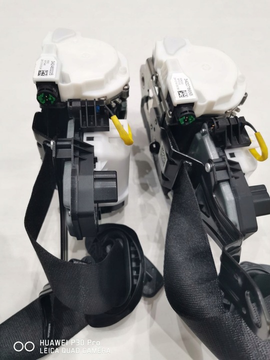 фото №8, Bmw x3 g01 x4 g02 передние ремни безопасности чёрные версия usa 3 штекеры