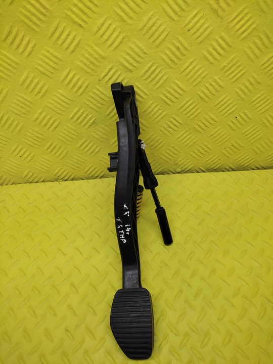 фото №1, Citroen c5 iii 1.6 thp педаль сцепления