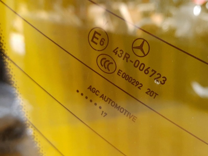 фото №2, Mercedes c w205 купе стекло зад задняя 17r.