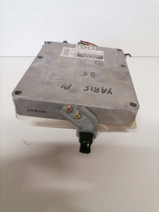 фото №5, Toyota yaris i p1 блок керування двигуна 89661-52061 1,0 16v 211000-7211
