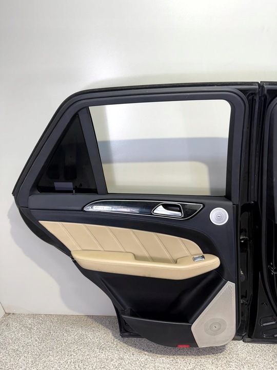 фото №6, Mercedes gle 166 w166 suv двері ліві зад 197 чорний