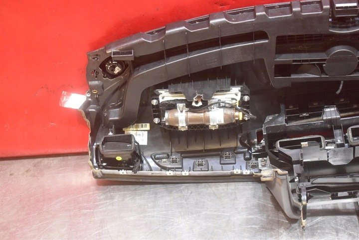 фото №7, Панель роздавальна консоль капот подушка безпеки eu audi a6 c7 універсал 10-14