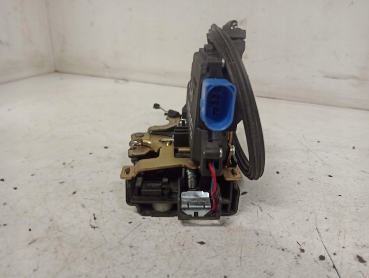 фото №5, Volkswagen touran замок двері праві зад 7l0839016d