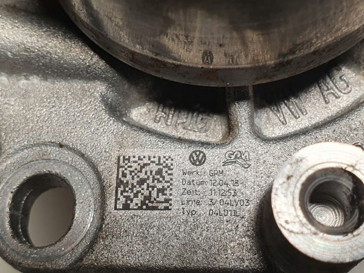 фото №12, A3 8v touran t-roc golf vii leon водяна помпа  010157801kt 04l011l 04l0907284
