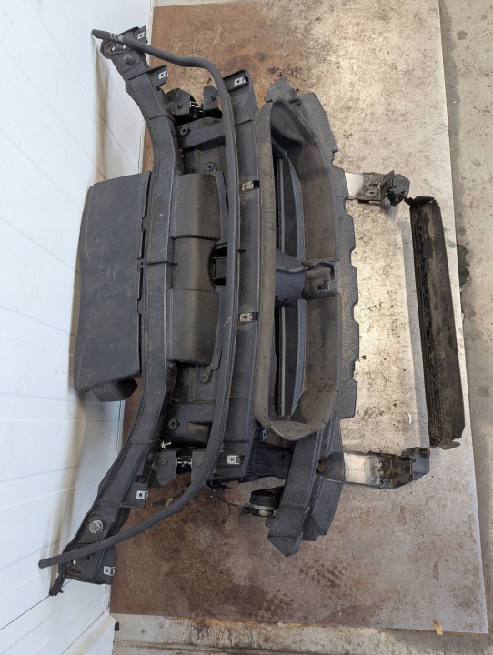 фото №8, Bmw x1 e84 2009-2015 підсилювач pas перед балка радіатор 2.0d