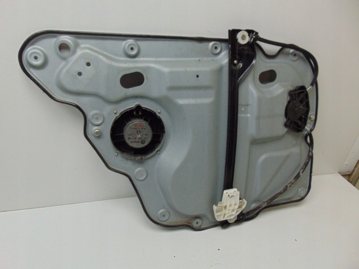 фото №10, Механізм скла праве зад vw touran 2010-15 європа 1t0839730q 5k0959704a
