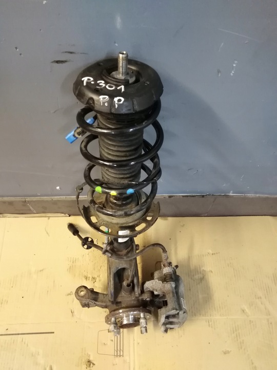 фото №1, Citroen c elysse 301 1,2 поворотна опора права перед