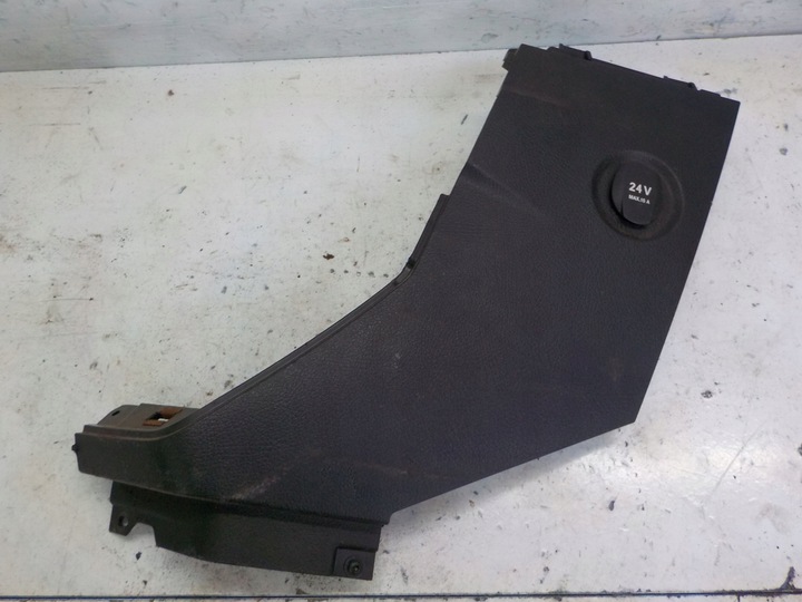 фото №1, Actros mp4 розетка 24v