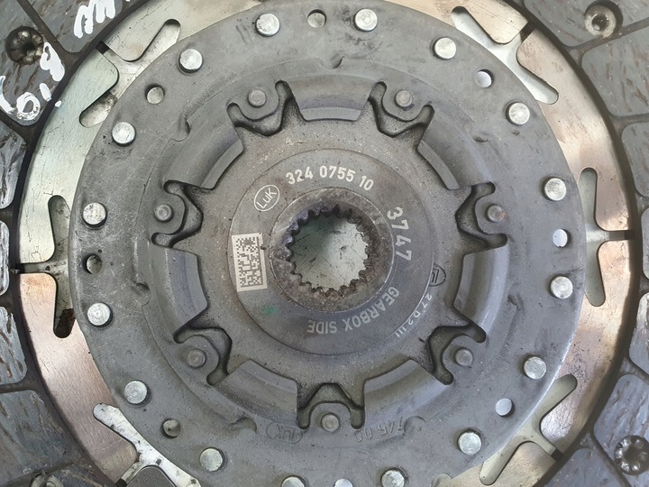 фото №8, Volvo v50 s40 ii рестайлинг 1.6 d2 прижим диск сцепление luk d4162t