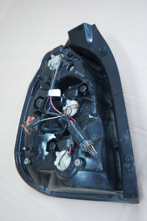 фото №9, Terracan лампа праві зад задня w крило 04r