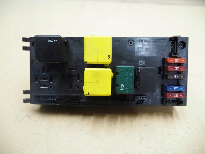 фото №12, Коробка запобіжників mercedes e w210 0005401050