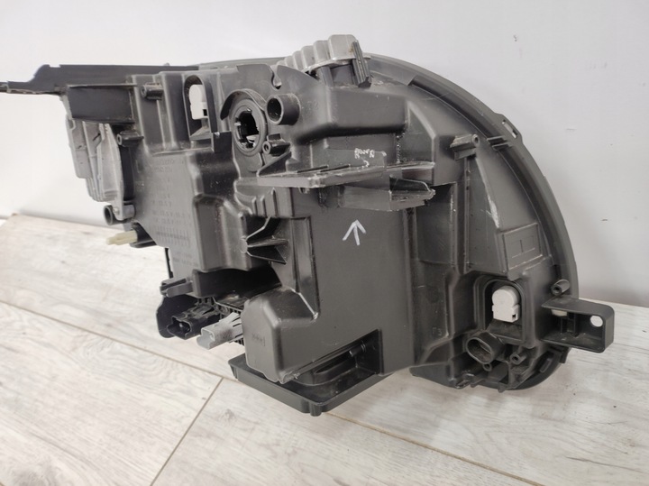 фото №10, Лампа перед левая smart fortwo forfour полный led 260607083r a4539069701 eu