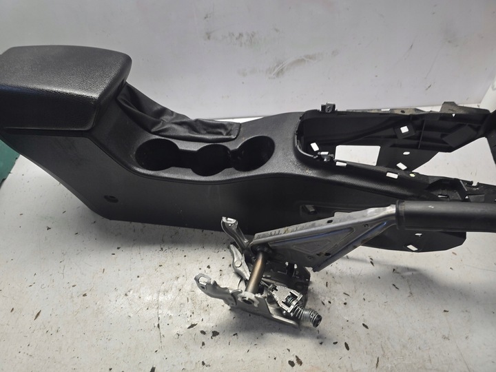 фото №7, Opel astra j подлокотник туннель механический ручной оригинал европа