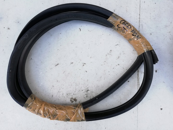 фото №1, Прокладка кузовна лівий зад kia ceed 07-12