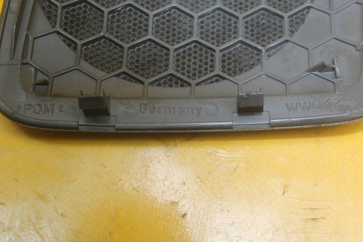 фото №6, Маскировочная накладка защита динамика левый перед vw transporter t4 caravella 7d1857209