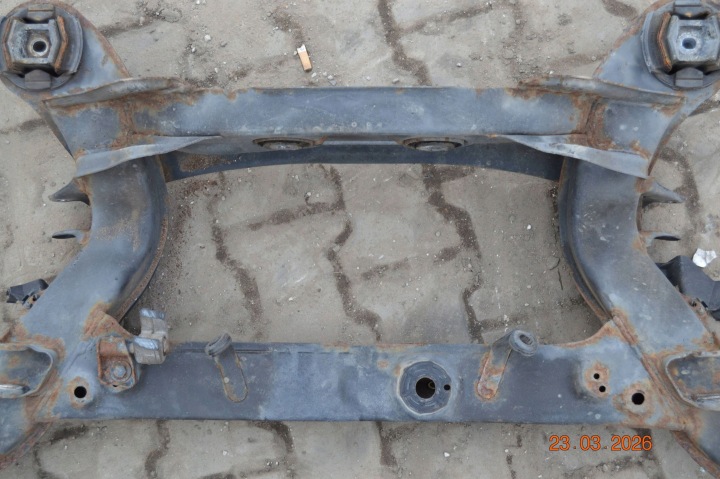 фото №11, Балка заднего подвески зад mercedes-benz c w203 2033509101
