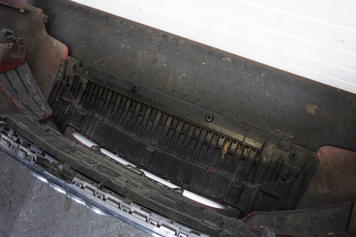 фото №5, Audi a4 b8 дорестайлінг бампер перед переднє s-line sline розпилювачі