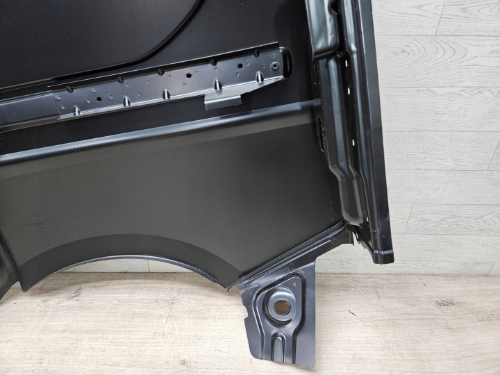фото №9, Обшивка бічні зад сторона права volkswagen caddy 2k7809604f