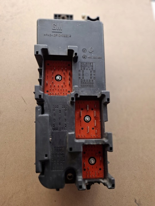 фото №5, Блок запобіжників uec opel vectra c cr 13 170 899 519066104