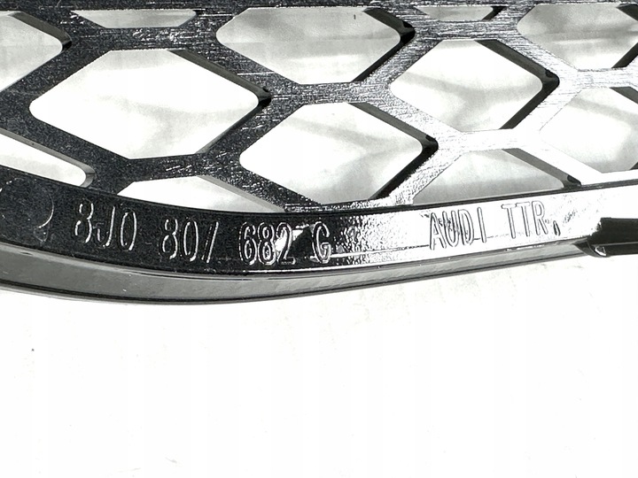 фото №9, Решітка бампера права audi tt ttrs 8j0, ttr -стан bdb aso