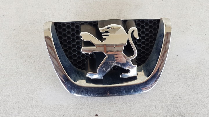 фото №1, Решётка решётка радиатора значок peugeot expert ii