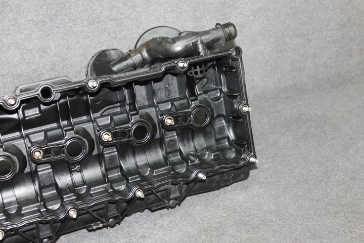 фото №9, Bmw e90 f30 f32 f10 f15 f01 2.5d 3.0d n57 - кришка клапанів головки 8507607