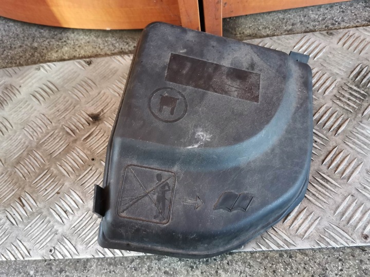 фото №1, Корпус предохранителей citroen оригинальный номер 9658418180