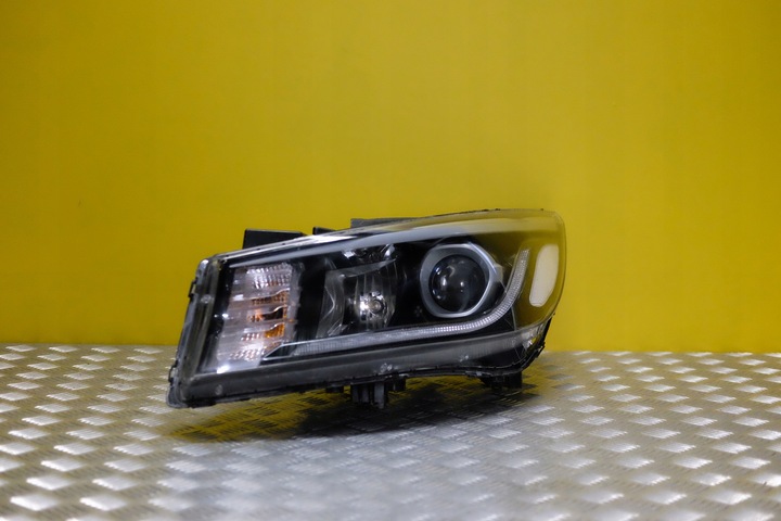 фото №1, Kia carnival sedona 2019 фара лампа перед eu