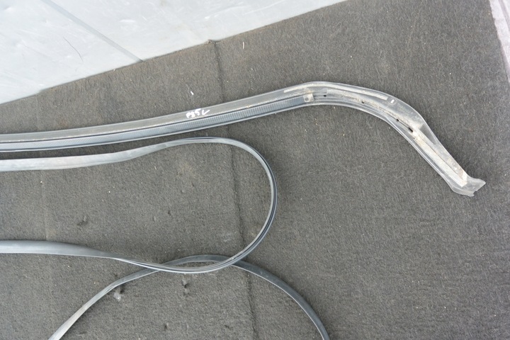 фото №8, Прокладка порога правая левая tesla модель s 12-16