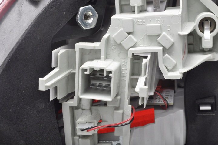 фото №10, Volvo s60 ii лампа правая задняя правый зад 30796268