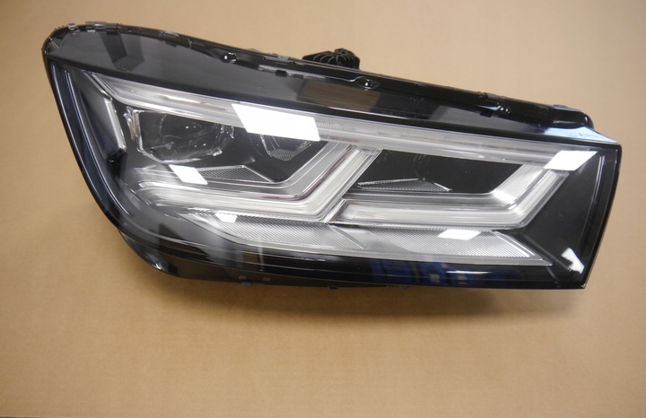 фото №1, Audi q5 80a лампа matrix права 80a941036