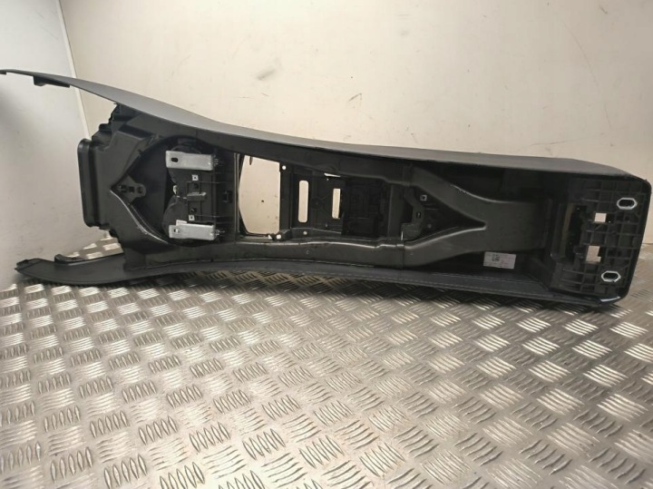 фото №7, Средняя консоль bmw i4 2024 106038715c