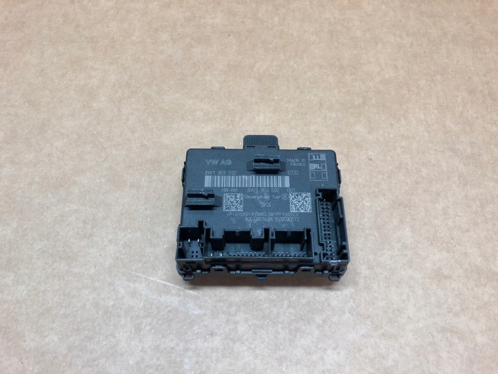 фото №1, Audi оригинальный номер 8w1959592