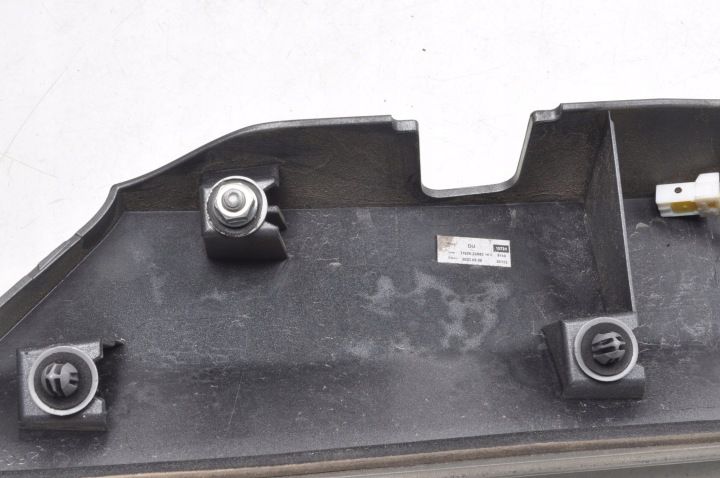 фото №12, Suzuki vitara iii накладка молдинг кришки 83941-54p1
