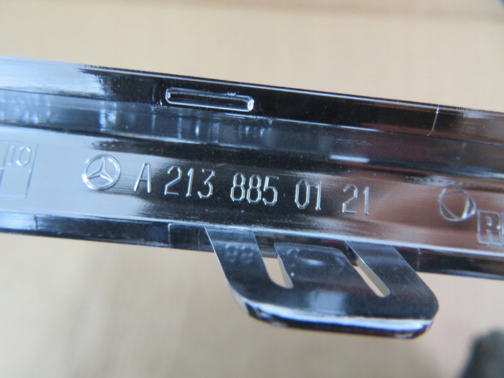 фото №11, Mercedes e w213 планка хром бампера лівий зад a2138850121