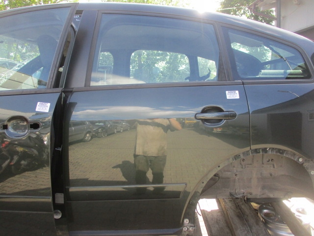 фото №1, Audi a2 8z комплектные дверь зад левая lz6s