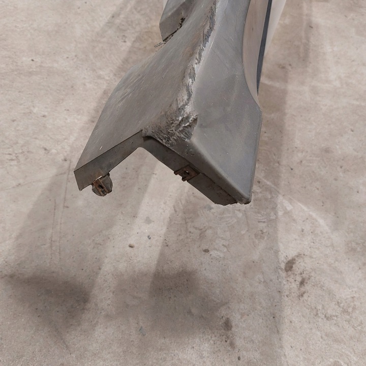 фото №8, Subaru impreza iii 3 планка накладка порогова права 12792001