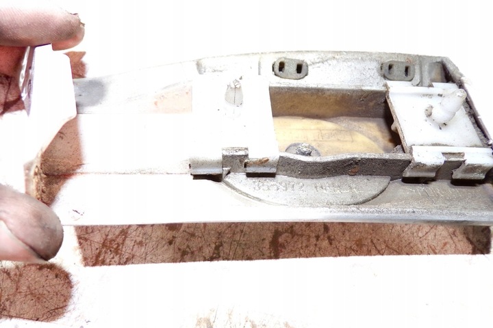 фото №1, Накладка передньої правого крила audi a8 d2 4d2, 4d8 4d0853972 2.8l