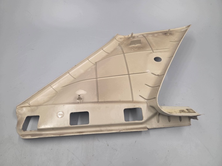 фото №8, Защитные накладки боковые багажника комплект l+p vw volkswagen golf ii 3d beż