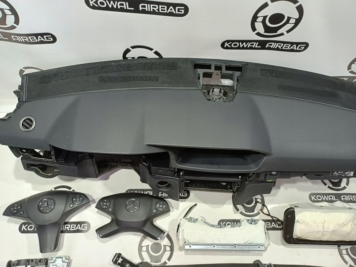 фото №5, Mercedes w212 панель консоль подушка безопасности подушки ремни оригинал демонтаж
