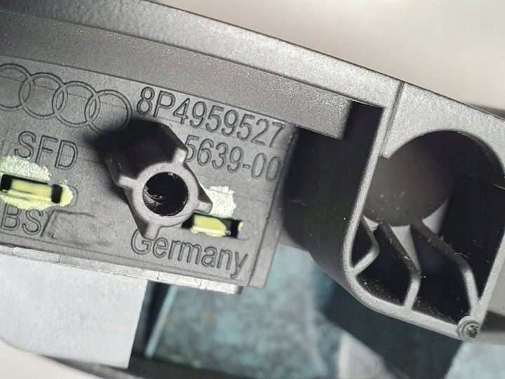 фото №9, Audi a3 sportback 8p підлокітник ручка оббивка ліве зад хром 8p4867373
