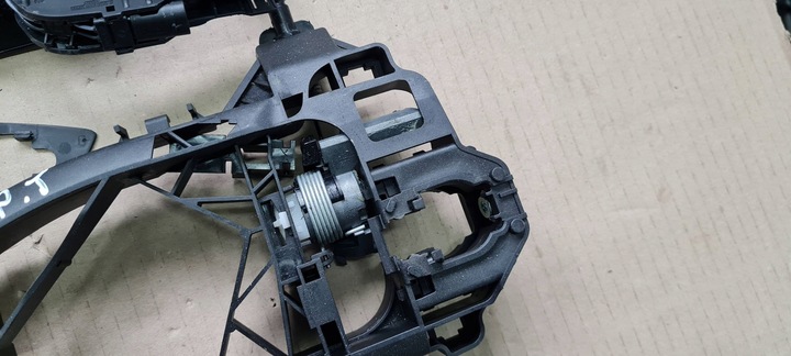 фото №11, Sq8 4m rsq8 q8 ручка дверь правая перед зад каркас lj5l 4m8837206b a6 c8