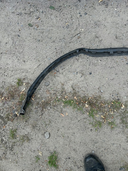 фото №3, Накладка спойлер бампера перед renault scenic iii 960157533r