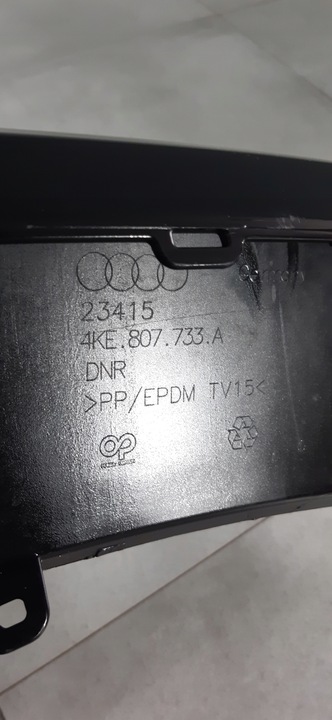 фото №7, Audi e-tron накладка спойлер бампера перед 4ke807733a