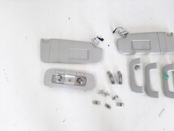 фото №14, Skoda superb ii 2.0tdi 09r стеля ручки козирки лампа 3t0867501