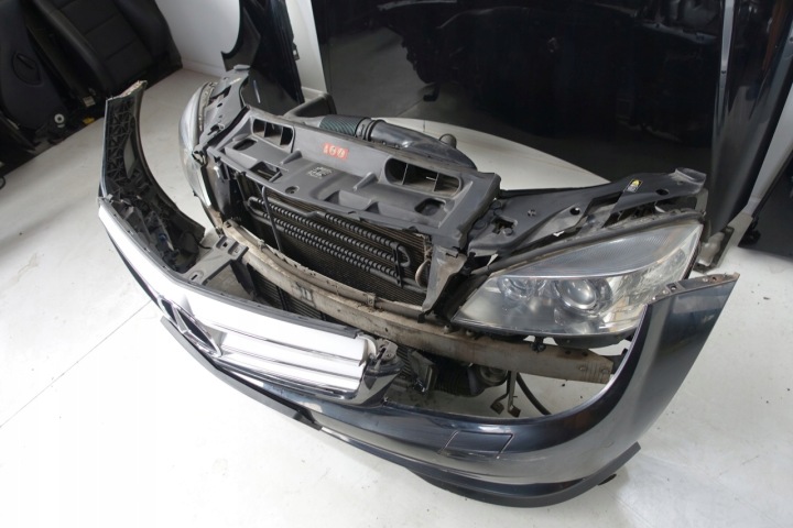 фото №10, Mercedes w204 перед бампер капот pas 197 amg ксенон led
