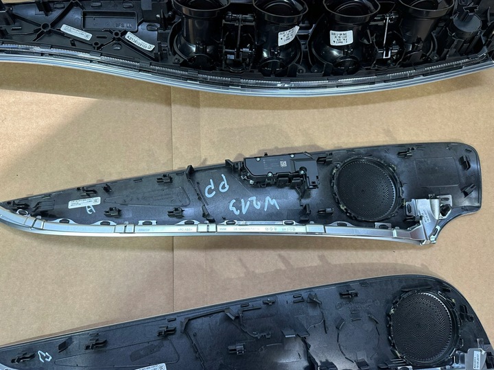 фото №12, Планки інтер'єру, декори декоративний, ґрати mercedes e w213 s, європа, фоновий