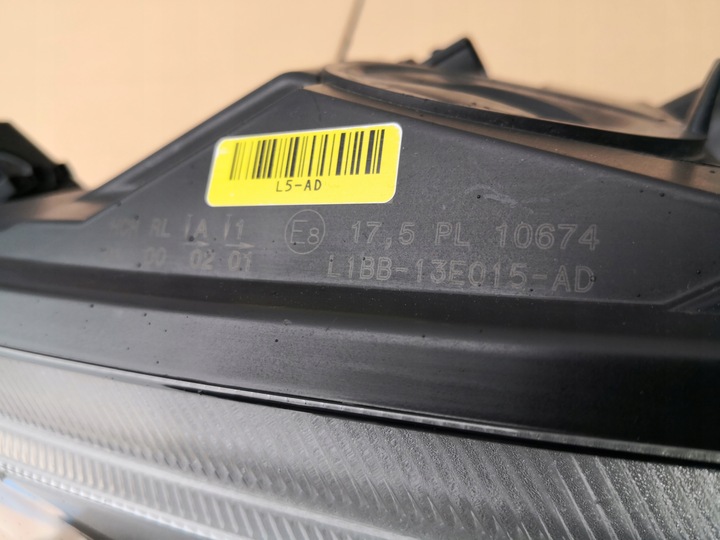 фото №13, Ford fiesta viii mk8 лампа передняя левая led l1bb